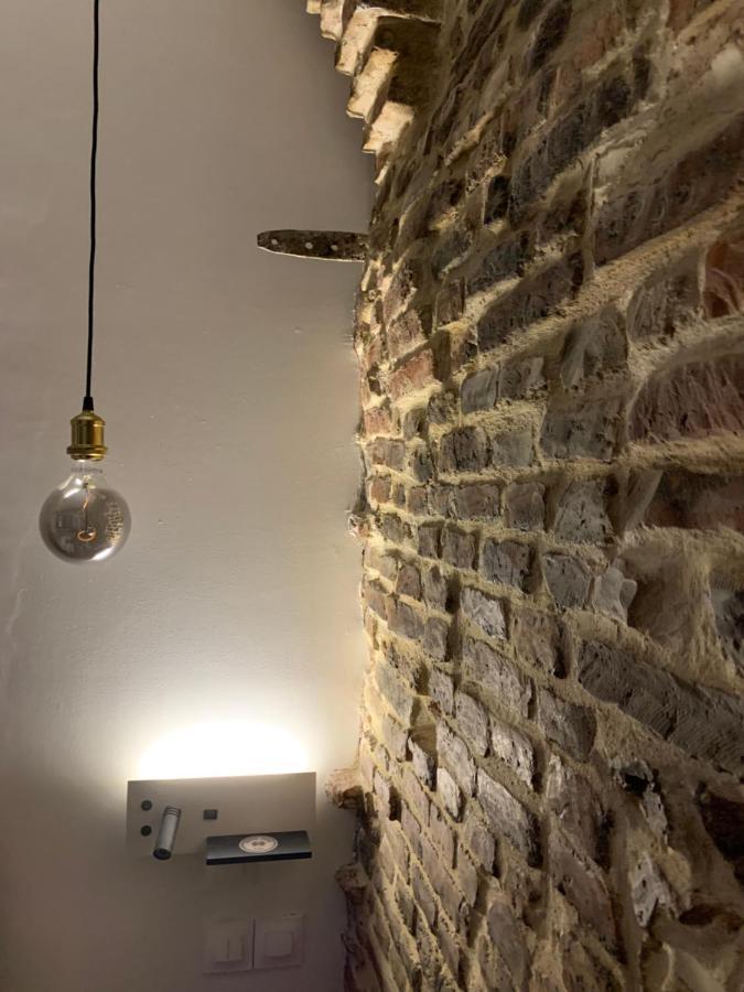 Galerie Jacqueline Storme Hotel Лил Екстериор снимка